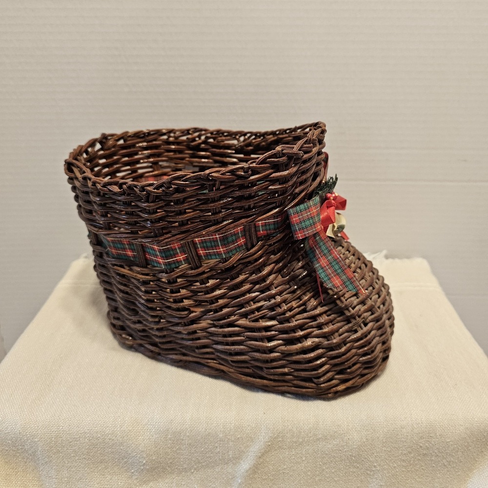 Vintage Brown Woven Boot Shaped Christmas Basket Charming Ribbon Bows Bells